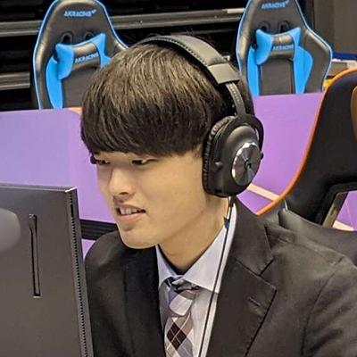 小山恭輔